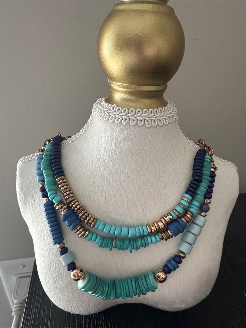 Free people triple layer choker blue and turquoise beaded tiered necklace